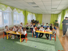 "Умники и умницы" "Умники и умницы".